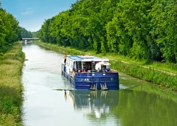 Péniche Jeanine en navigation 