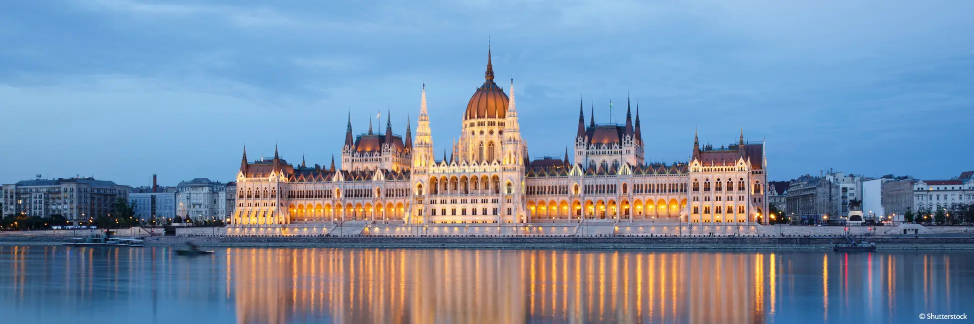 Slider parlement de Budapest de nuit 
