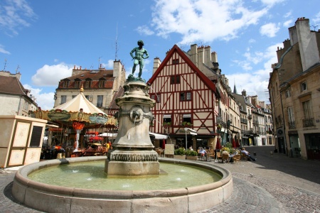 burgundy-and-the-doubs-valley-port-to-port-cruise