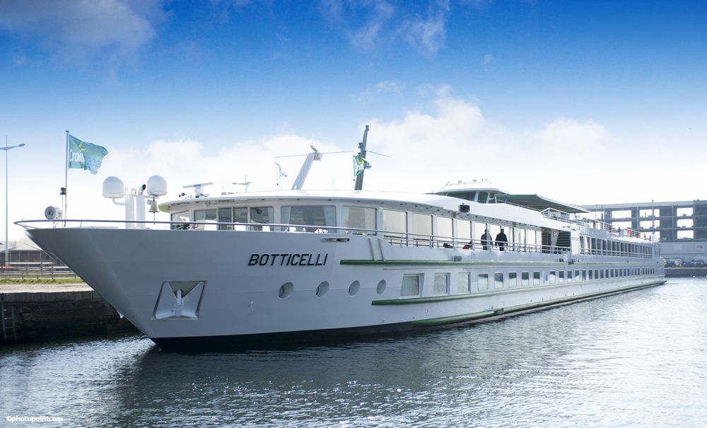 Seine 2024 CroisiEurope Belgi   Ms Botticelli Seine Croisieurope Slider Image Principale Bateaux Photopointcom