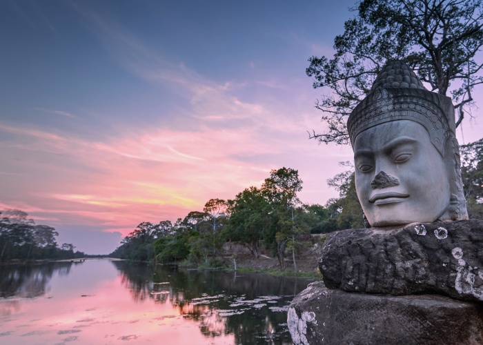 Cambodge - Vietnam - Croisière des Temples d'Angkor au Delta du Mékong, les Villes Impériales, Hanoï et la Baie d'Along