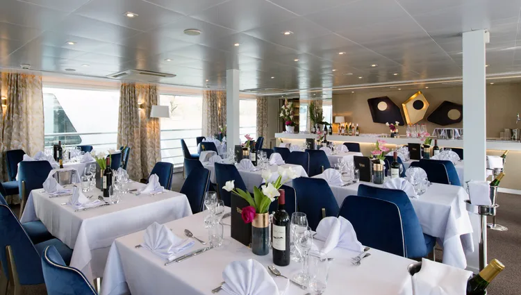 Restaurant on the MS Symphonie