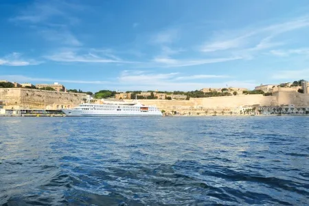 La Belle de l'Adriatique au port de Malte 