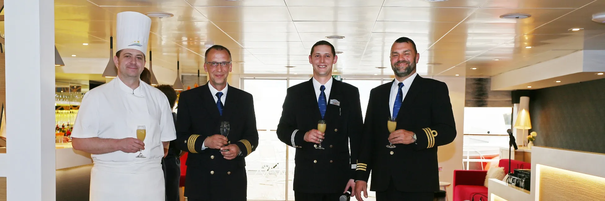 Tenue soirée du commandant sales