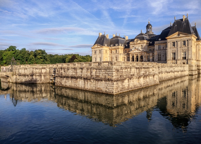 Escales royales et cités médiévales De Sens à Paris (formule port/port)