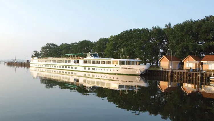 MS Victor Hugo at the dock