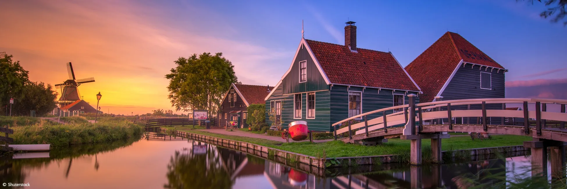 Slider Zaanse Schnas au coucher du soleil