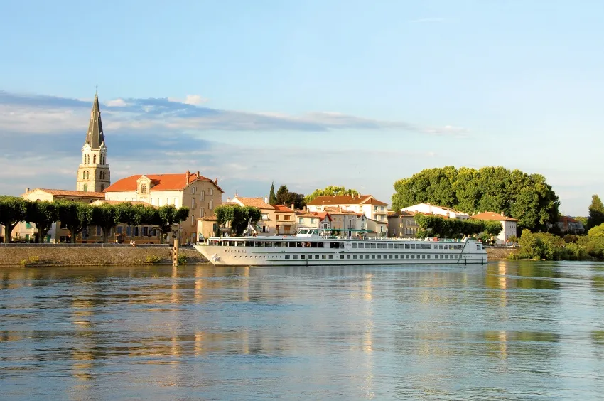 MS Mistral en navigation