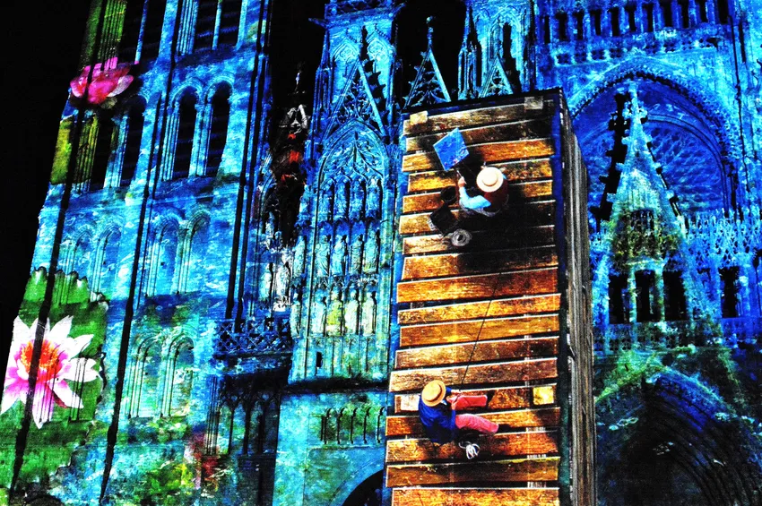 La cathédrale de Rouen de nuit 