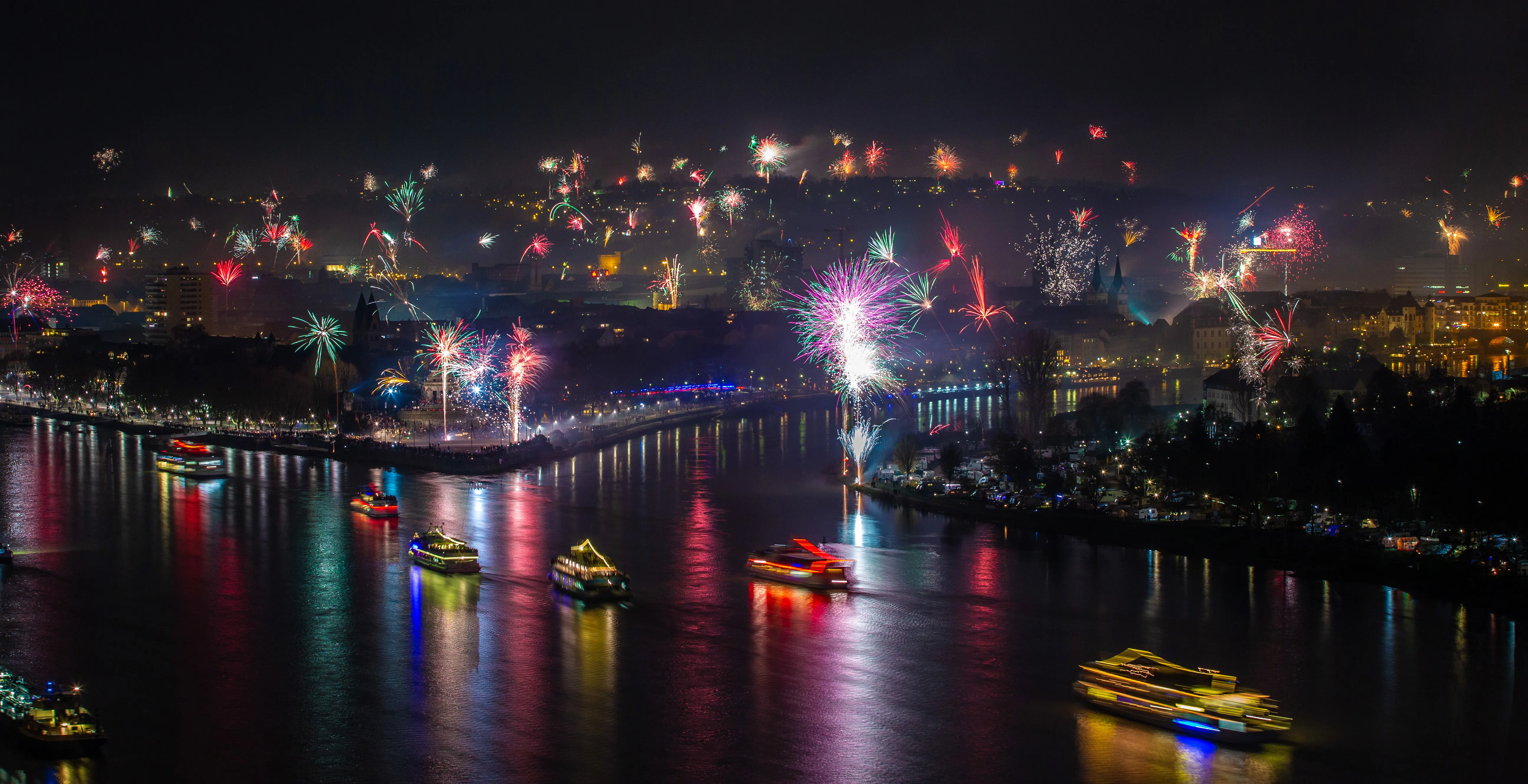 Le Rhin en Flammes et les feux d'artifices de Coblence 