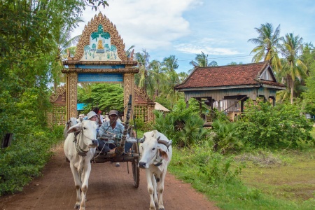 Cambodge - Vietnam - Croisière des Temples d'Angkor au Delta du Mékong, les Villes Impériales, Hanoï et la Baie d'Along