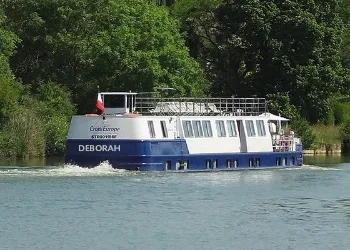 Péniche Déborah en navigation