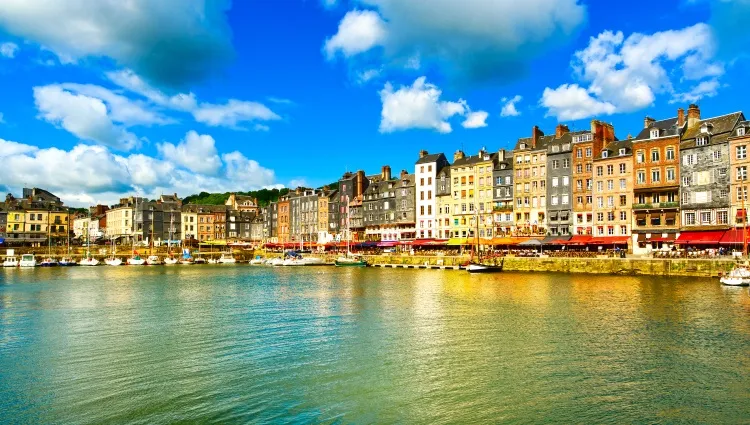 river cruise the seine