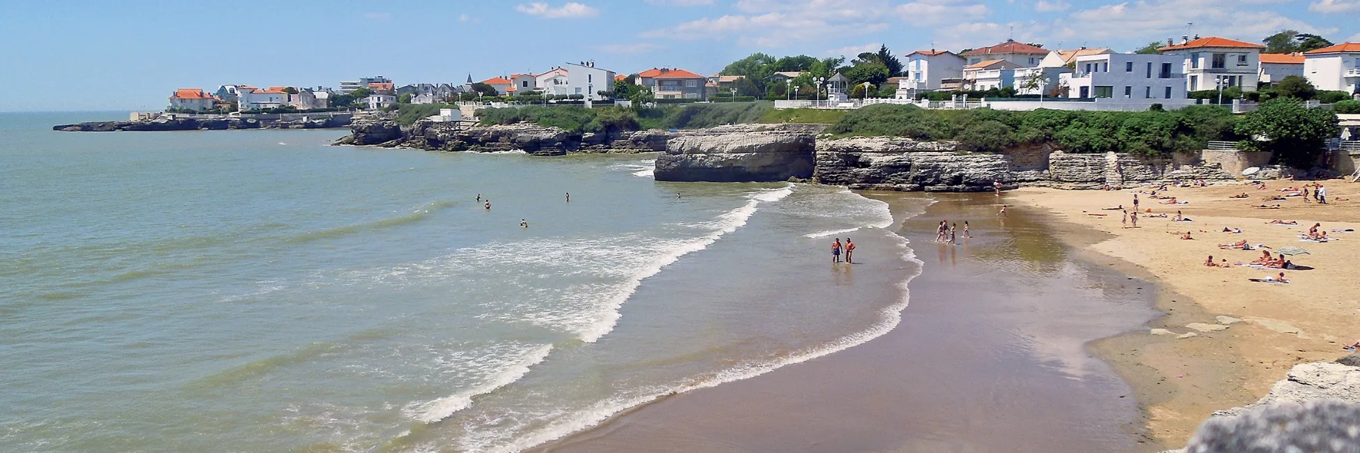 Baignade sur la plage de Royan 