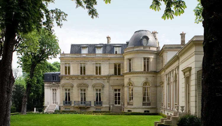 Vue du jardin sur le musée Monet 