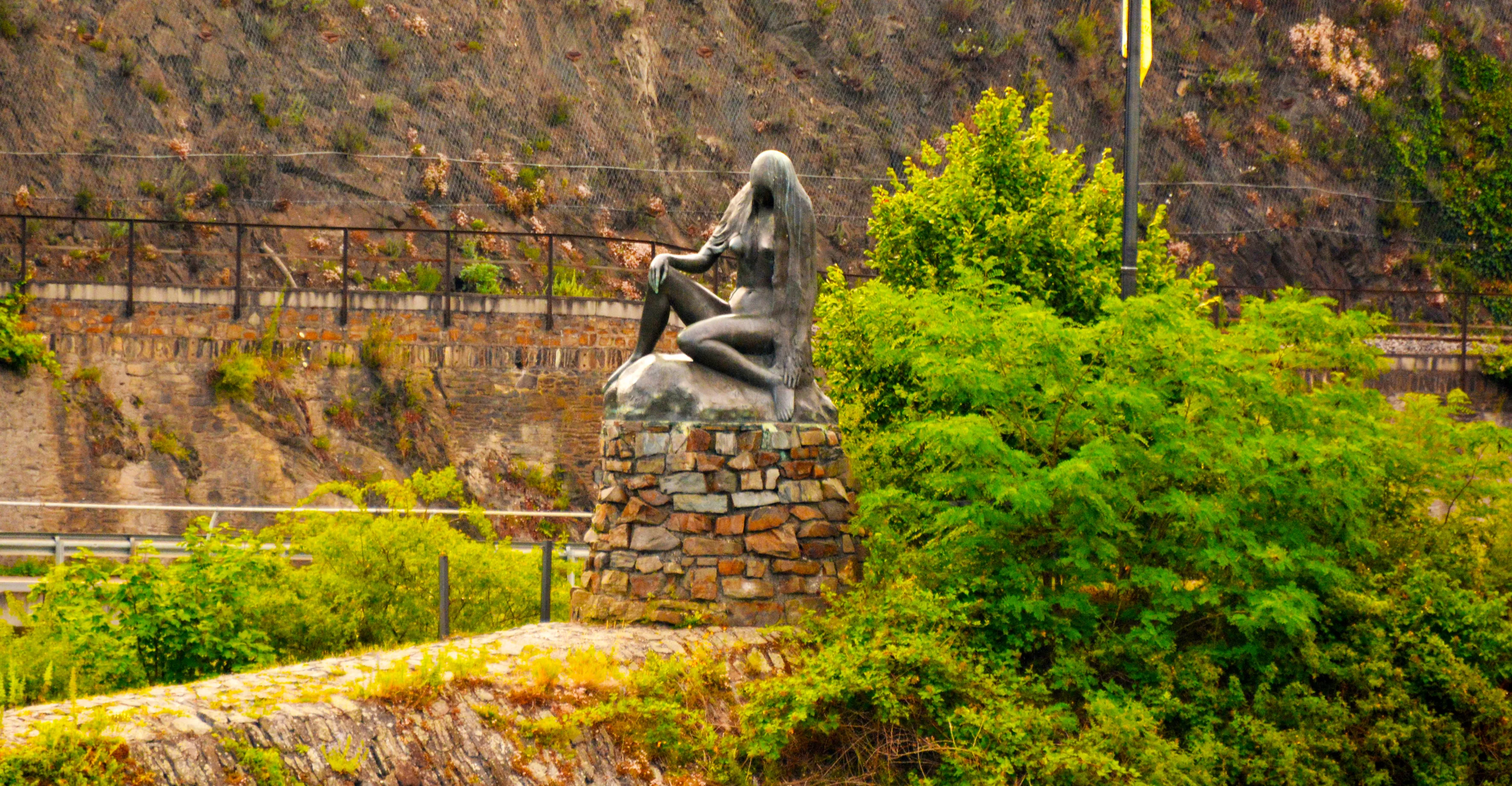 Statue près du rocher de la Lorelei 