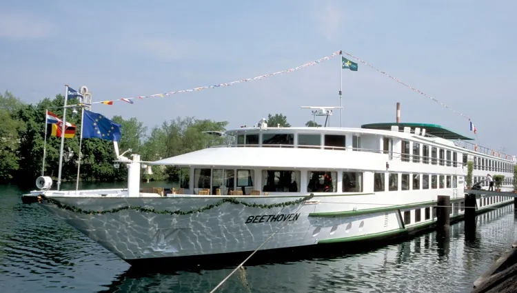 MS Beethoven on the dock 