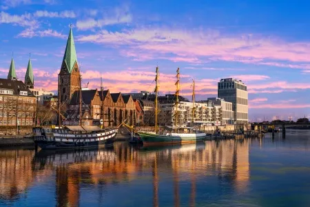 Au bord de l'Elbe à Brème 