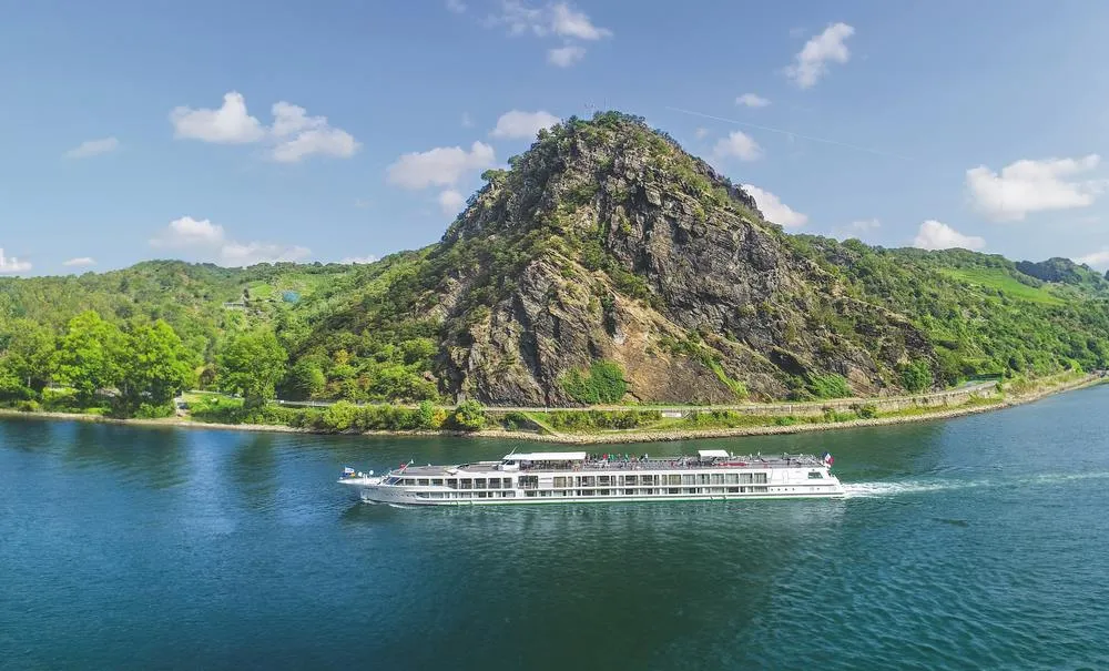 Le MS Lafayette près du rocher Lorelei 