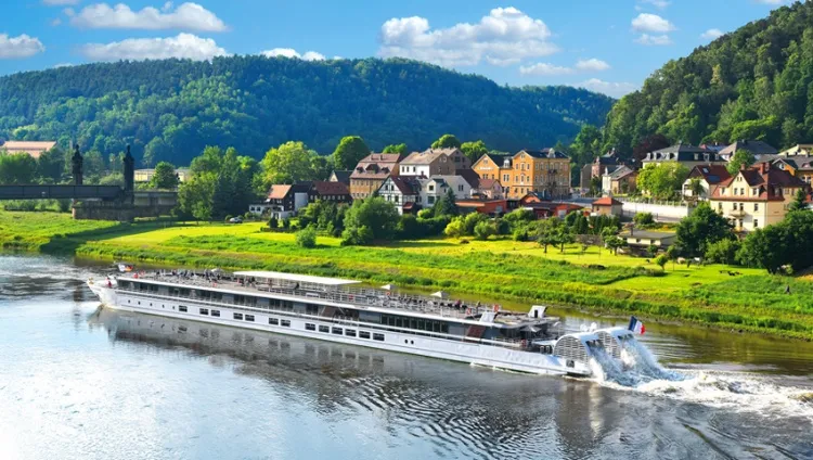 MS Elbe Princesse navigant sur l'Elbe 