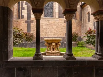 Image alt text not provided.