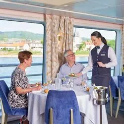 https://images.croisieurope.com/medias/038f2733-12f2-45a3-8fe3-978bbfb7010a/R16_9/400x225