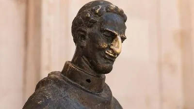 Image alt text not provided.