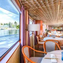 https://images.croisieurope.com/medias/084e911f-4b92-4a52-8b50-3e2a7dff4873/R16_9/400x225