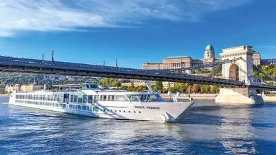 Valses de Vienne et héritage des Habsbourg Croisière au cœur des traditions sur le beau Danube Bleu (formule port/port)