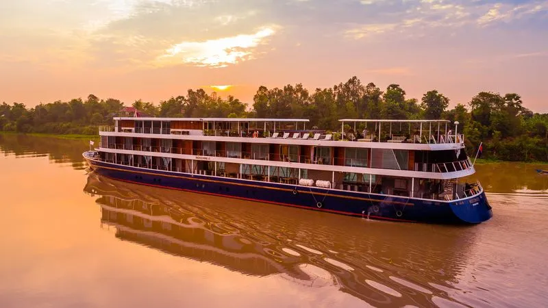 RV Indochine II