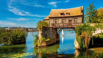 Croisière gastronomique avec la présence exceptionnelle du Chef Yves Mattagne et Martial Diffor, Chef Executive CroisiEurope - La Seine entre art et gastronomie (formule port/port)