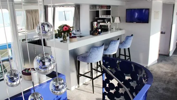 Image alt text not provided.