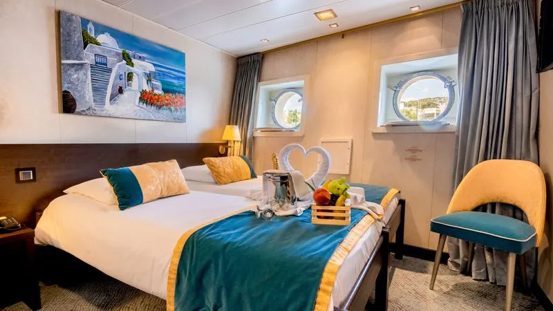 Main Deck Twin Portholes Cat C