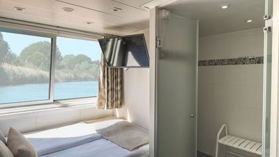 Upper Deck 1 double bed - PRM