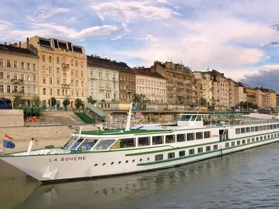 MS LA BOHEME
