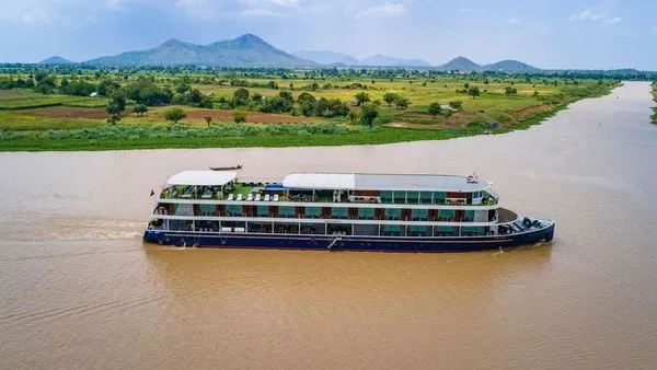 Cruise #2: Mekong