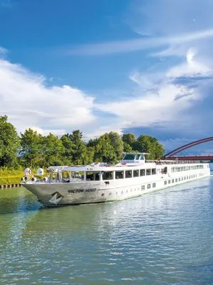 MS VICTOR HUGO