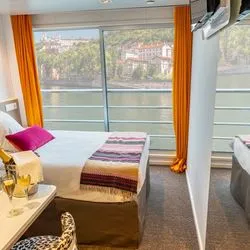 https://images.croisieurope.com/medias/2e1134ae-ecaa-491a-a080-ccd7f7adc859/R16_9/400x225