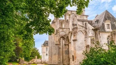 Image alt text not provided.