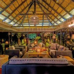  https://images.croisieurope.com/media/3451c416-2042-4c84-97d9-79b4088cec05/5/salon-kaza-nuit-lodge-namibie-afrique-lou-coetzer-lou-coetzer 