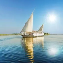 https://images.croisieurope.com/media/346684cb-8d7f-4c65-a93a-79e0af387f51/5/dahabieh-abydos-profil01-croisieurope
