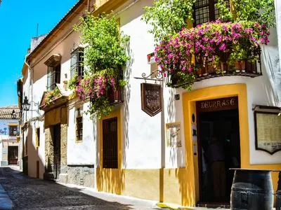 Image alt text not provided.