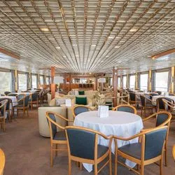 https://images.croisieurope.com/medias/3d0485eb-a7ec-43e7-8ff8-f4b054b9af67/R16_9/400x225