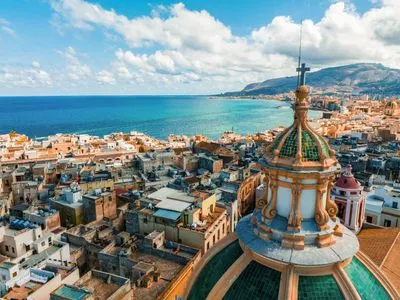 Image alt text not provided.