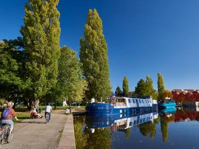 BOURGOGNE : Canal du Rhône au Rhin