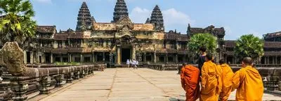 Stopovers and Excursions