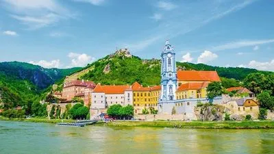 Croisière et randonnées au fil du Danube (formule port/port)