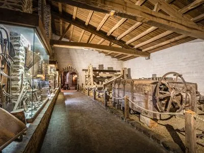 Image alt text not provided.