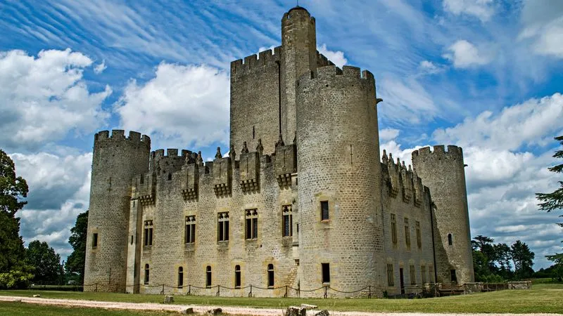 Castillo de Roquetaillade y Cadillac