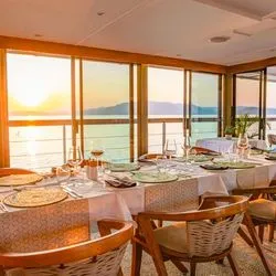 https://images.croisieurope.com/medias/563e08da-e1bf-4659-b2b0-432b0dcabd9c/R16_9/400x225